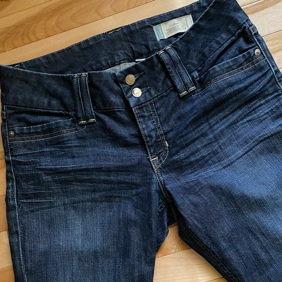 GAP Curvy Boot Cut Jeans - 2 button closure - Picture 3 of 12